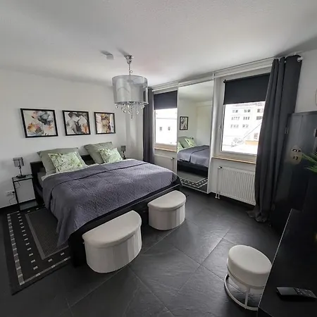 Apartament Maison 54 - Ruhig Am Luisenviertel 2 Min Zu Bars-restaurants 83qm